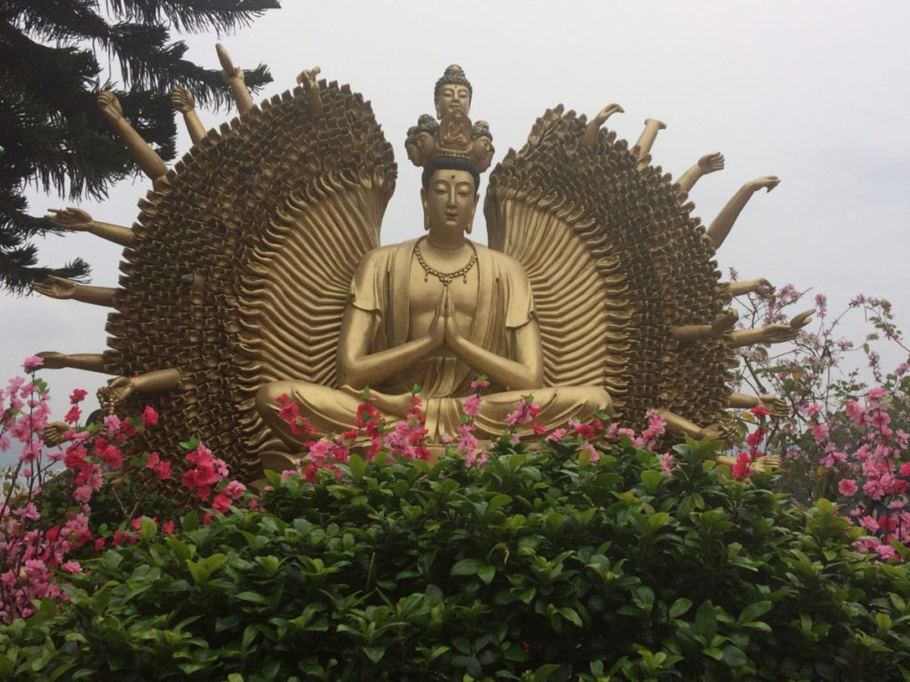 A statue at the monastery at 10000 buddhas