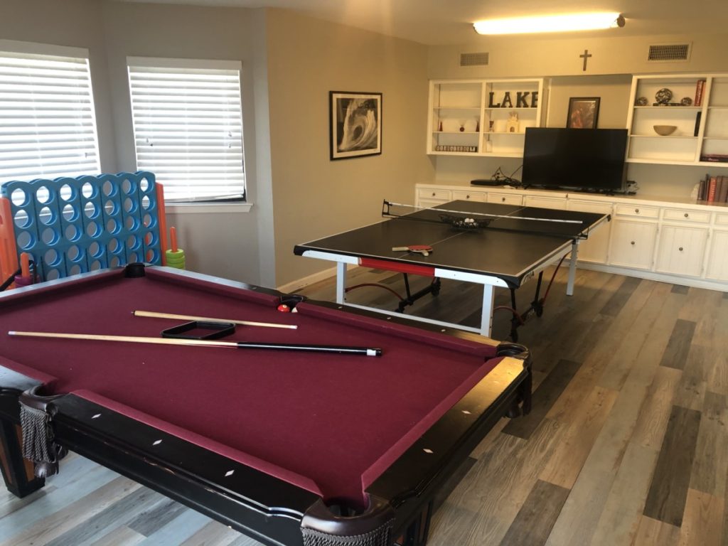 Pool, Ping Pong and Giant Connect 4 at Simply the Best Texoma Luxury Rentals