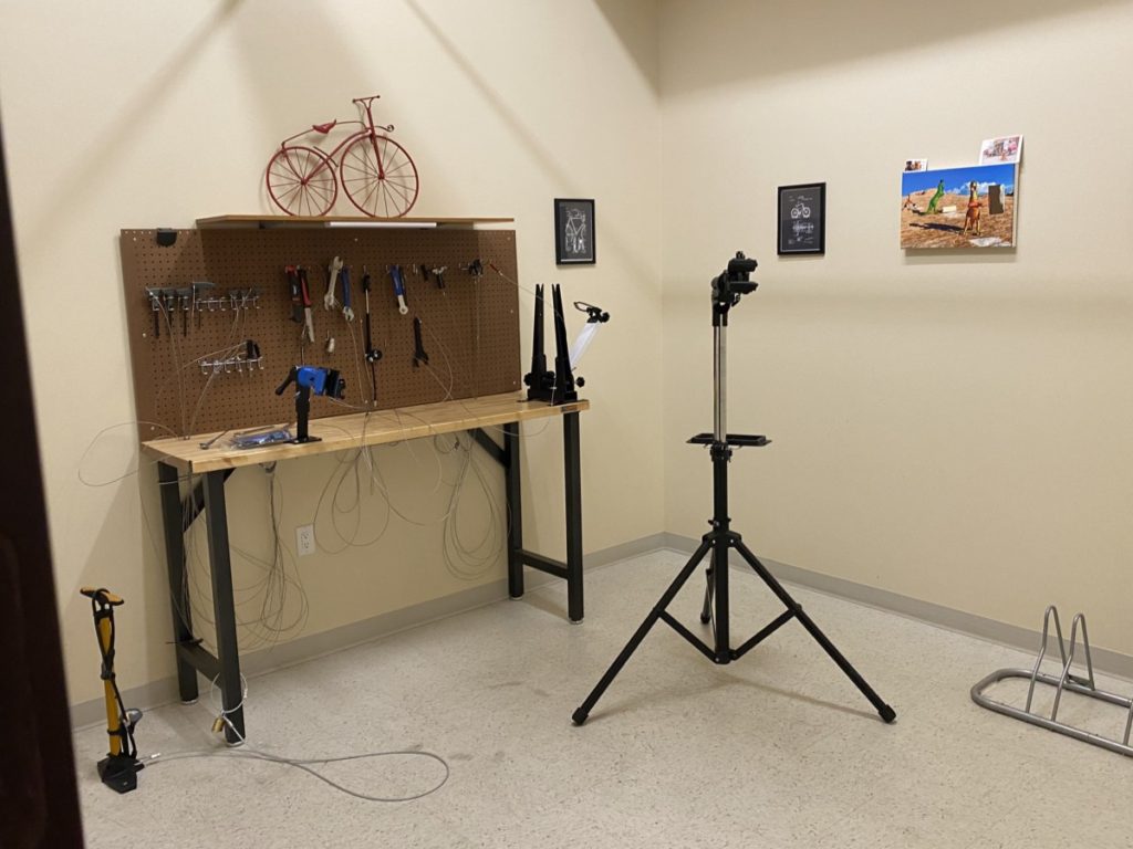 Hyatt Place Moab Bike Repair Shop