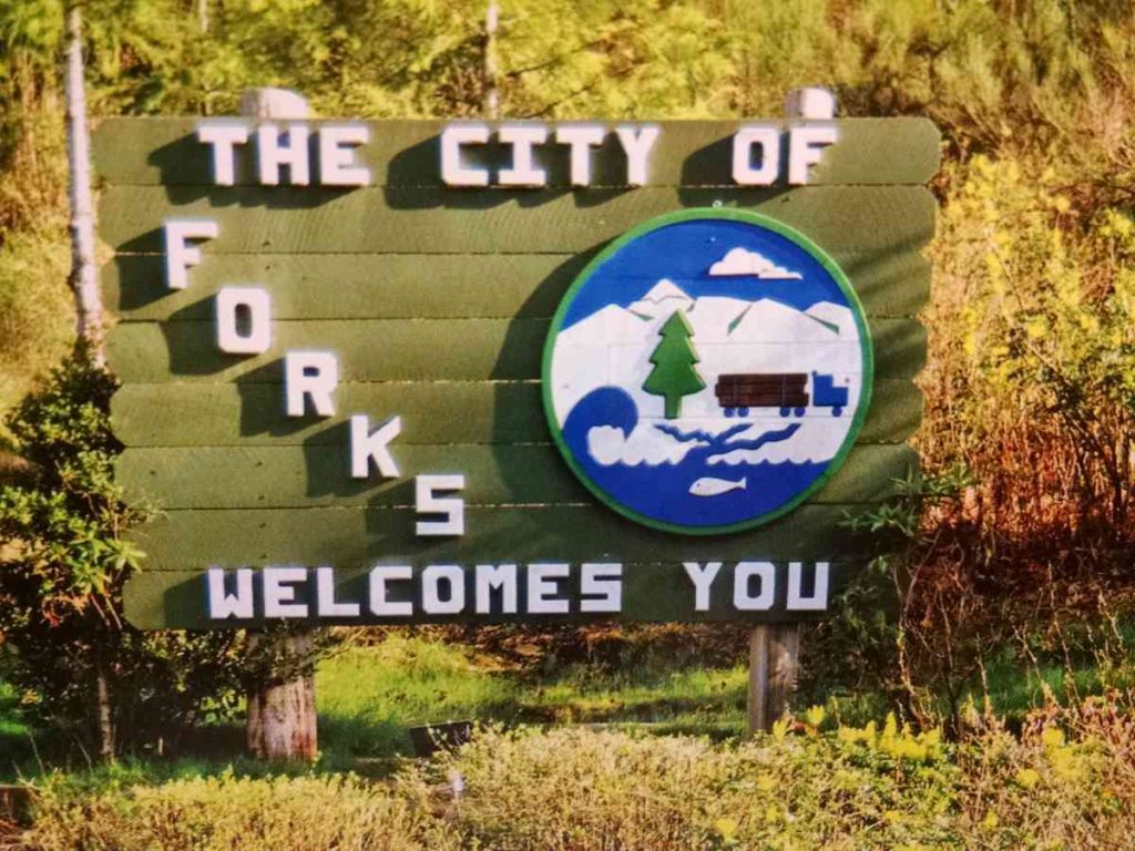 City sign to the city of Forks, Washington