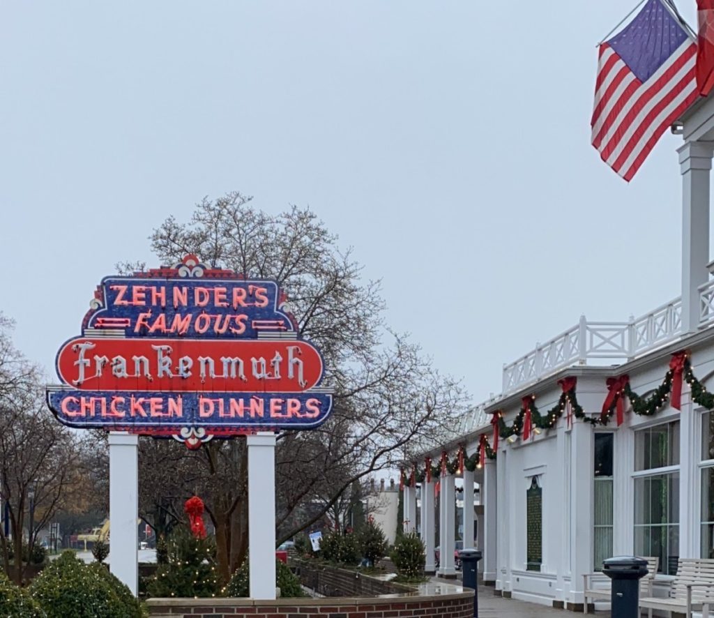 Michigan's Best Local Eats: Zehnder's Christmas dinner to-go lets